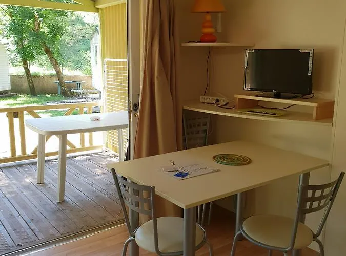 Camping Le Pesquier Campsite