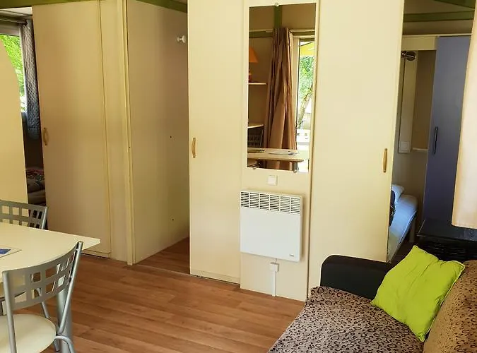 Campsite Camping Le Pesquier